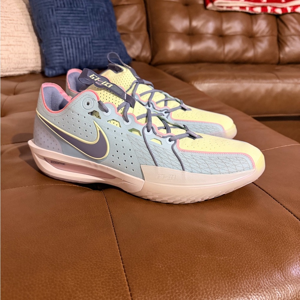 Nike G.T. Cut 3